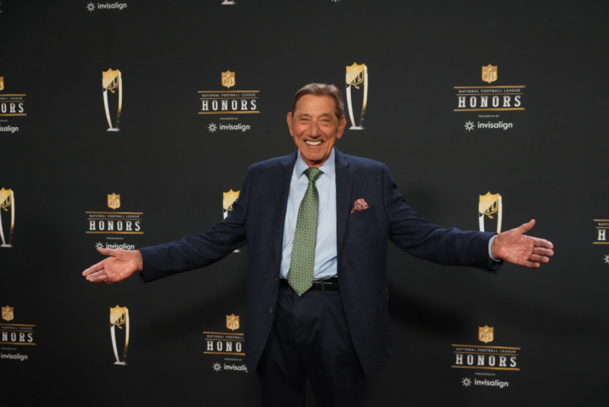 Namath: Rodgers not taking No. 12 jersey with Jets 'touched my