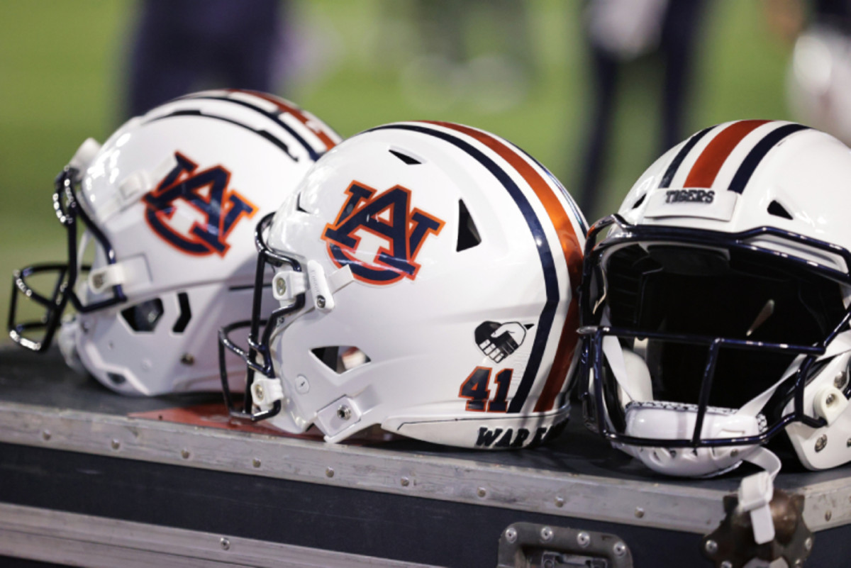 2 Auburn football players enter transfer portal