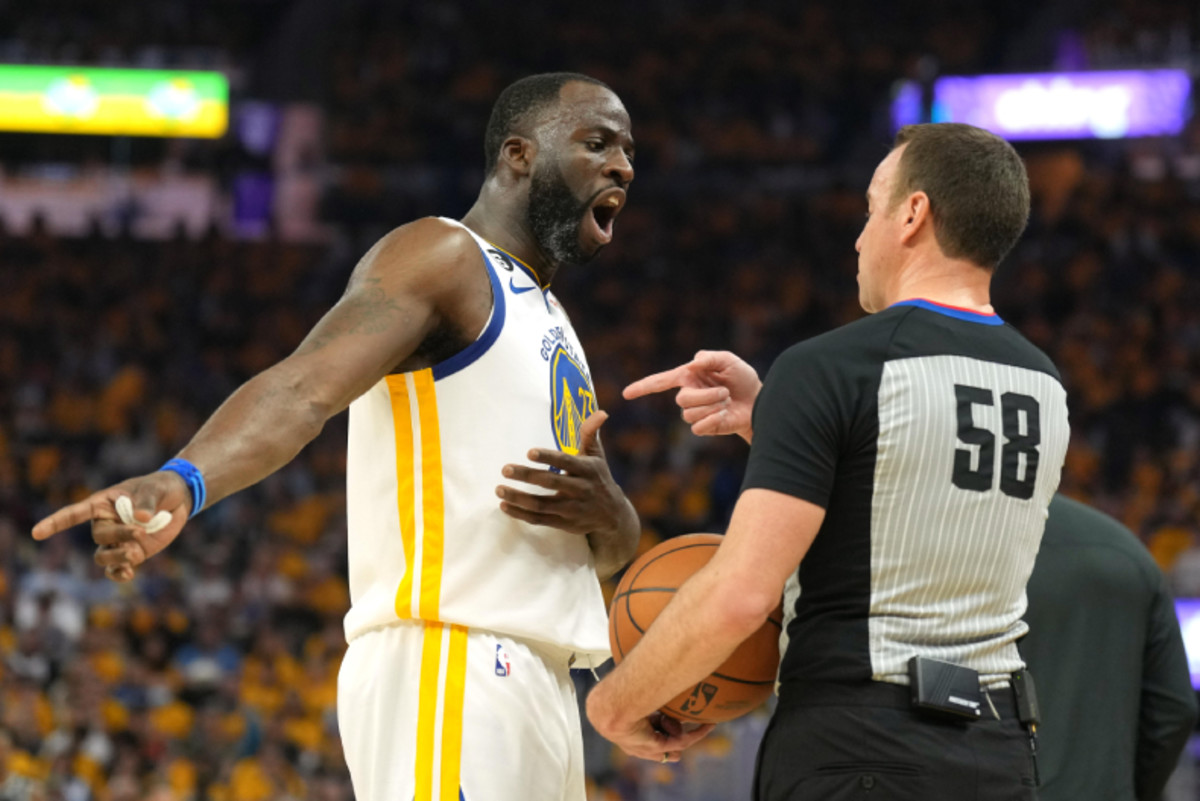 Draymond Green Reportedly Nearing Decision On His Future With Warriors -  AthlonSports.com | Expert Predictions, Picks, and Previews