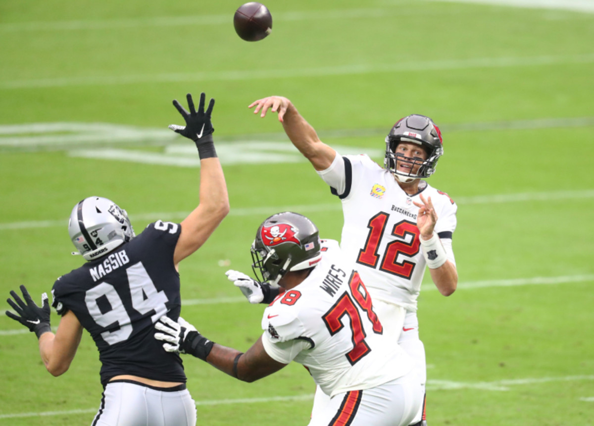 NFL: Tampa Bay Buccaneers at Las Vegas Raiders, Mark J Rebilas