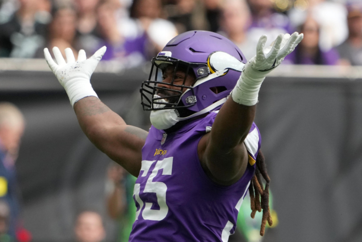 Vikings trade Pro Bowl LB Za'Darius Smith to Browns after he requests  release