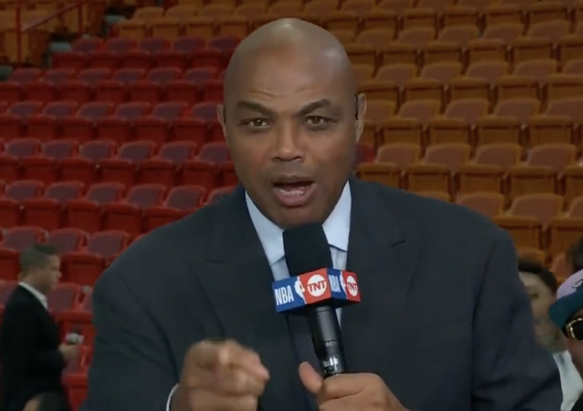 Charles Barkley Ripped Media For Excessive LeBron Coverage - Athlon Sports