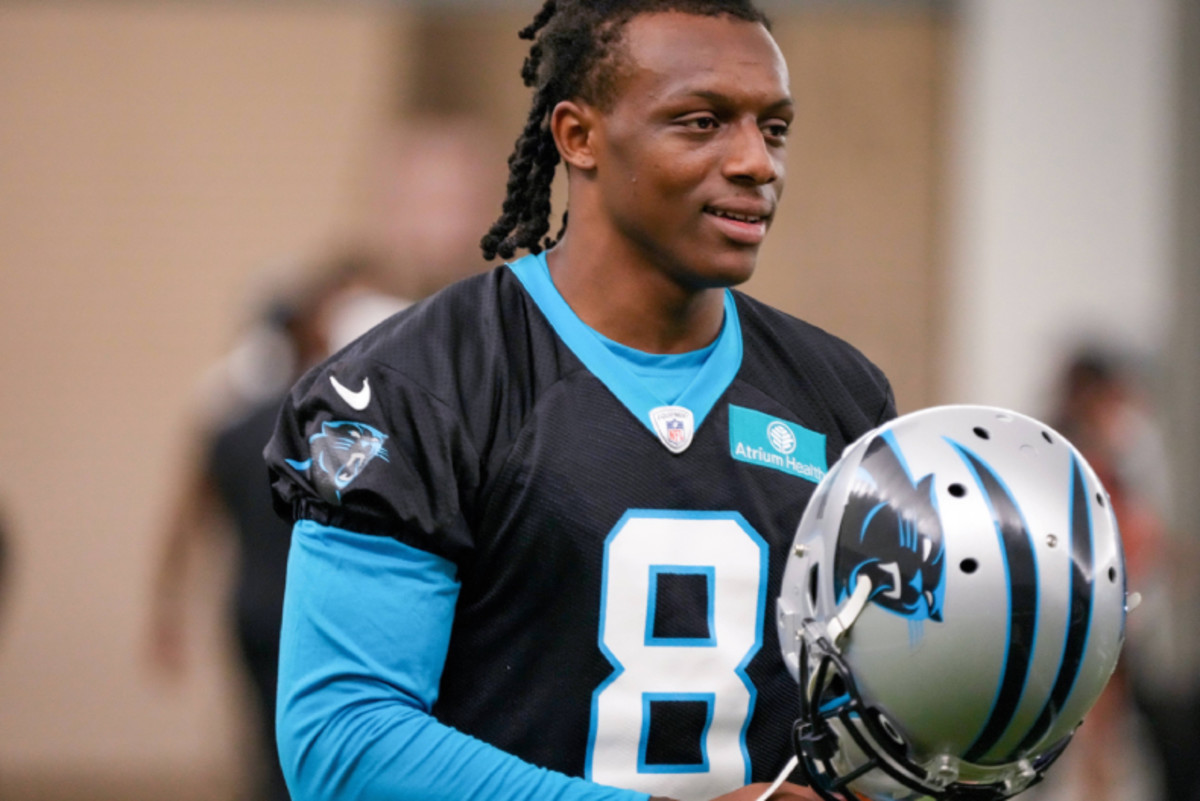 Panthers CB Jaycee Horn Suffers Ankle Injury