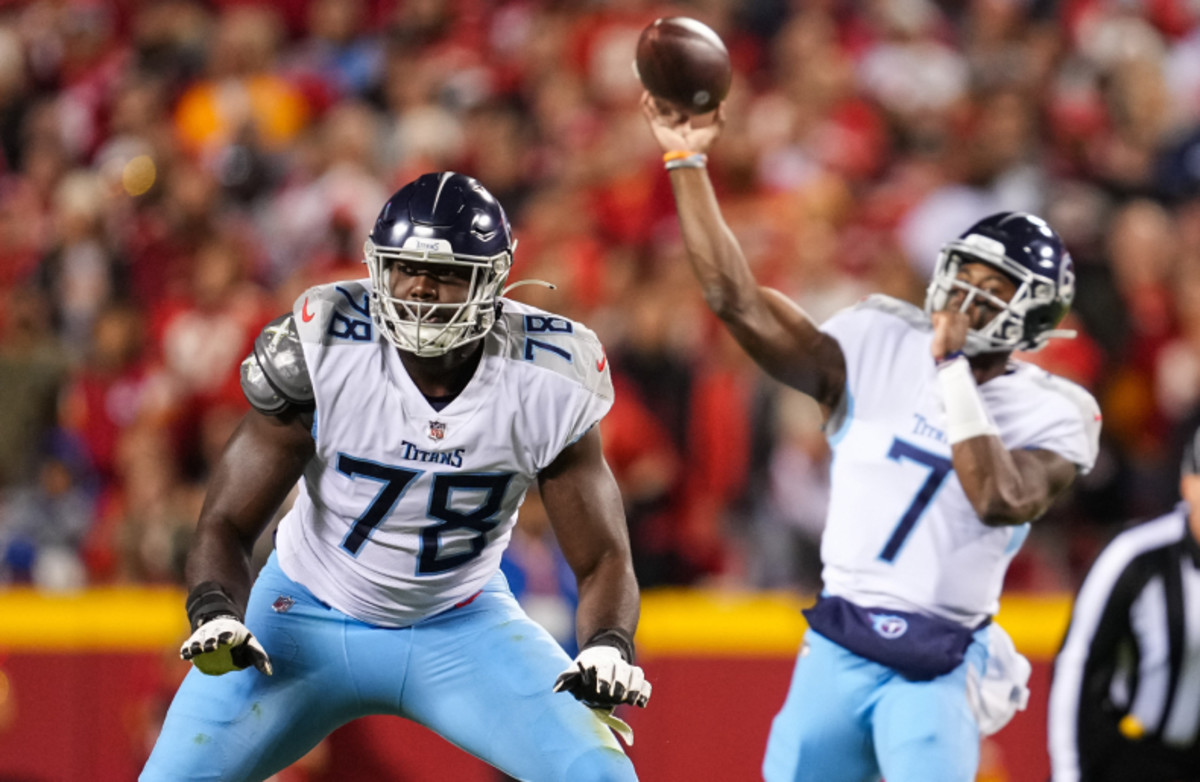Former Titans OL Nicholas Petit-Frère (78).