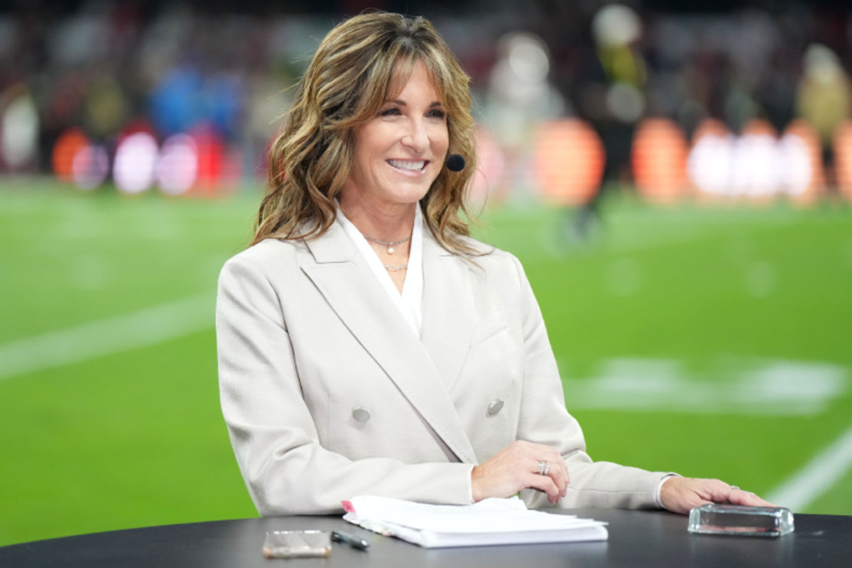 Espn Layoffs Fans Devastated By Network S Suzy Kolber Decision Athlon Sports News Expert