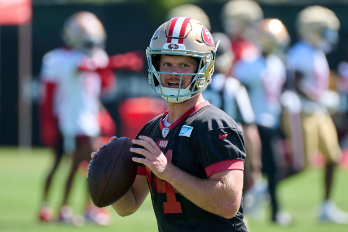 NFL Fans Not Sold on Kyle Shanahan’s Sam Darnold Comparison Despite QB