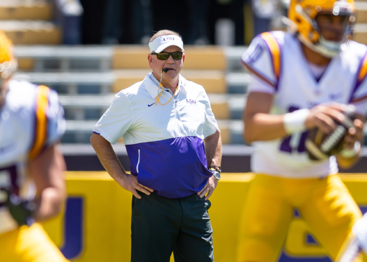 LSU HC Brian Kelly Delivers Epic Message To Team Ahead Of Fall Camp ...