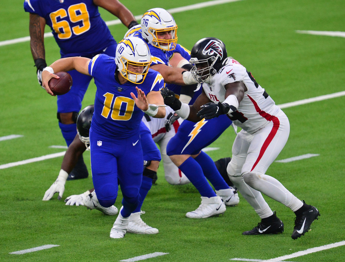What TV channel is Los Angeles Chargers game on today vs. Atlanta Falcons?  (11/6/22) FREE LIVE STREAM, Time, TV for NFL Week 9 
