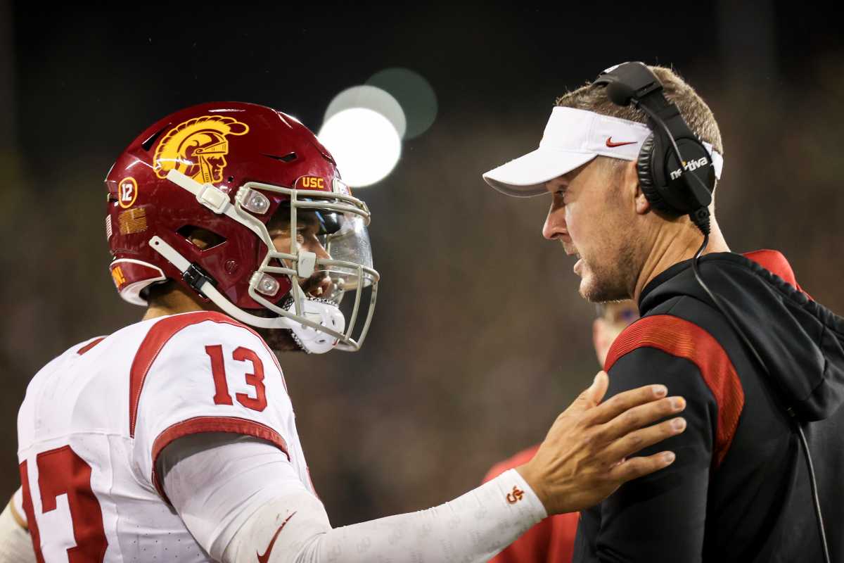 USC head coach Lincoln Riley with Caleb Williams.