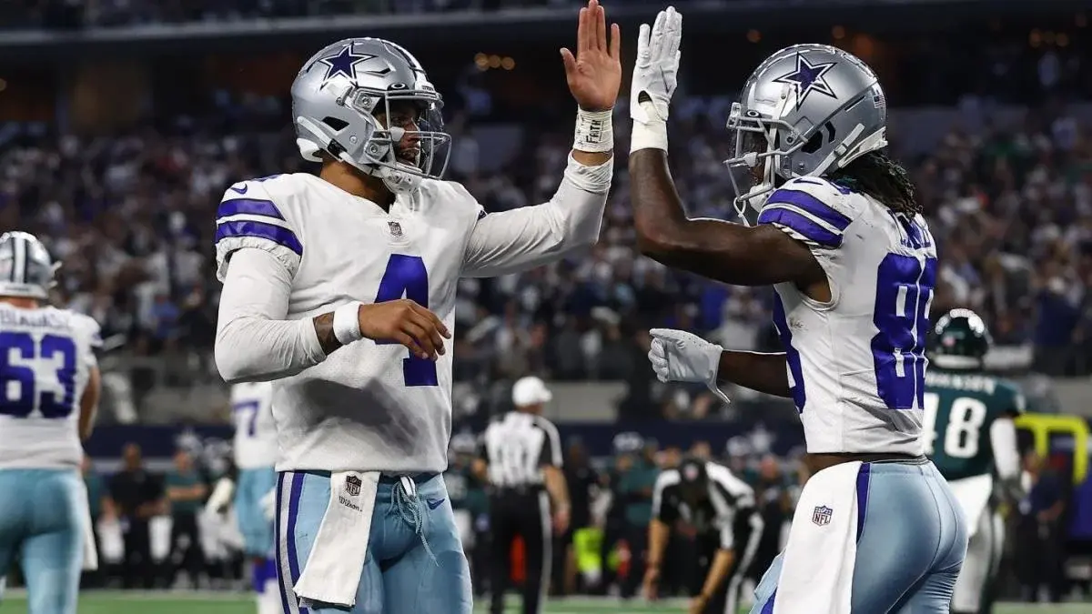 More Valuable to Dallas Cowboys: Dak Prescott vs. CeeDee Lamb? - Athlon ...