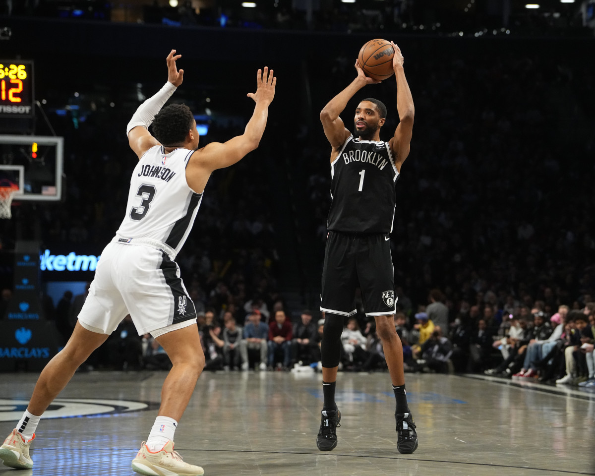 Mikal Bridges Keldon Johnson Nets