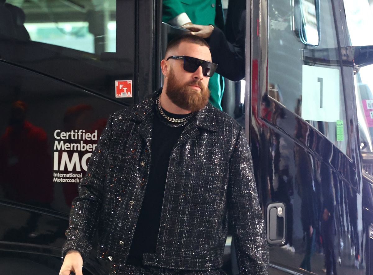 Travis kelce s taser warning uncovered during white house meeting with