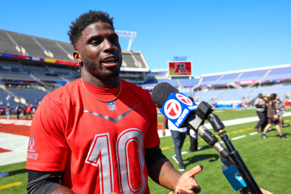 Tyreek Hill Is Going Viral Over Savage Take On Ex-Patriots Star ...