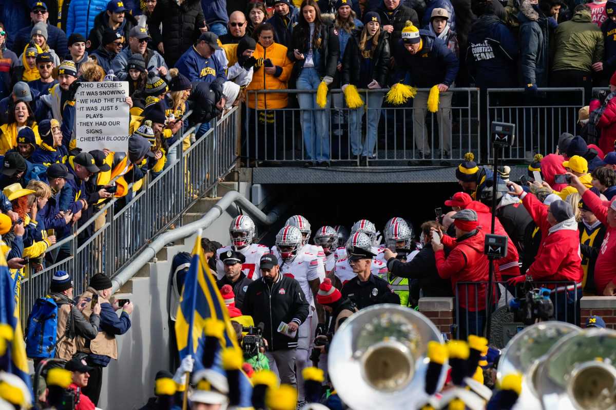 Spoiled College Football Fan Base Roasting Rivals After Massive