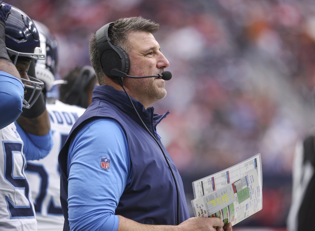 Ex Tennessee Titans Coach Mike Vrabel Reveals Heartfelt Tribute To ...