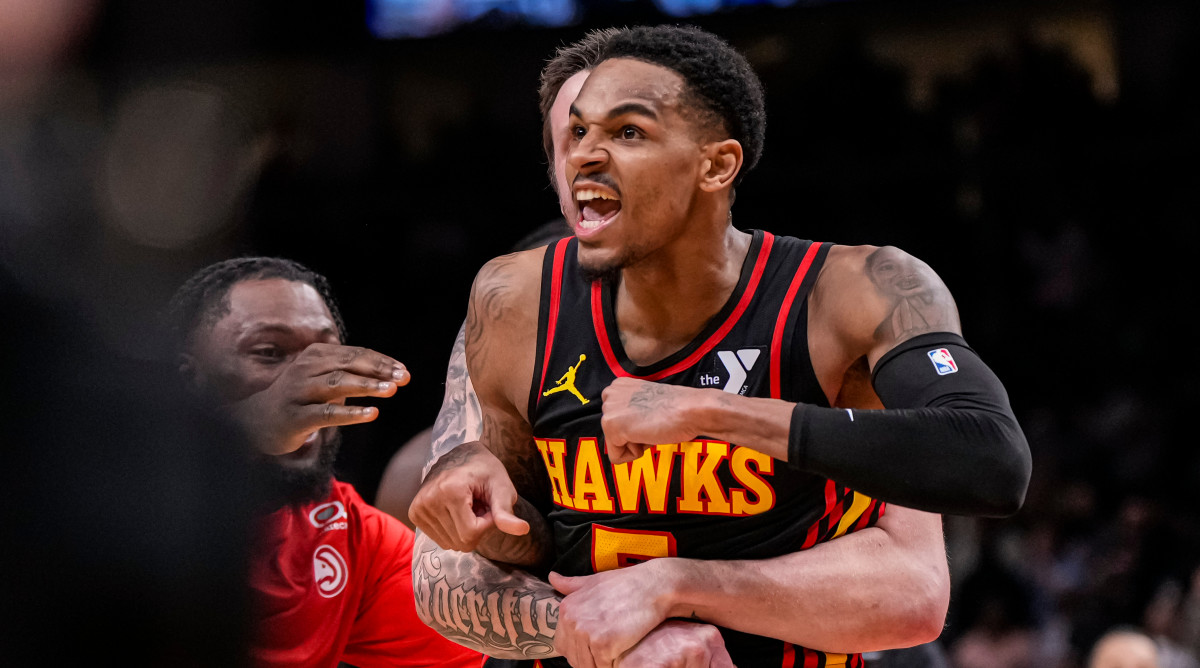 NBA All-Star Dejounte Murray Blasts Fan After Blunt Accusation - Athlon