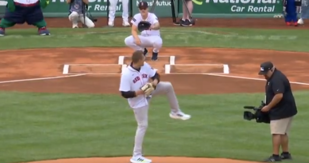 Everyone Loved Rob Gronkowski's First Pitch Before Red Sox Game ...