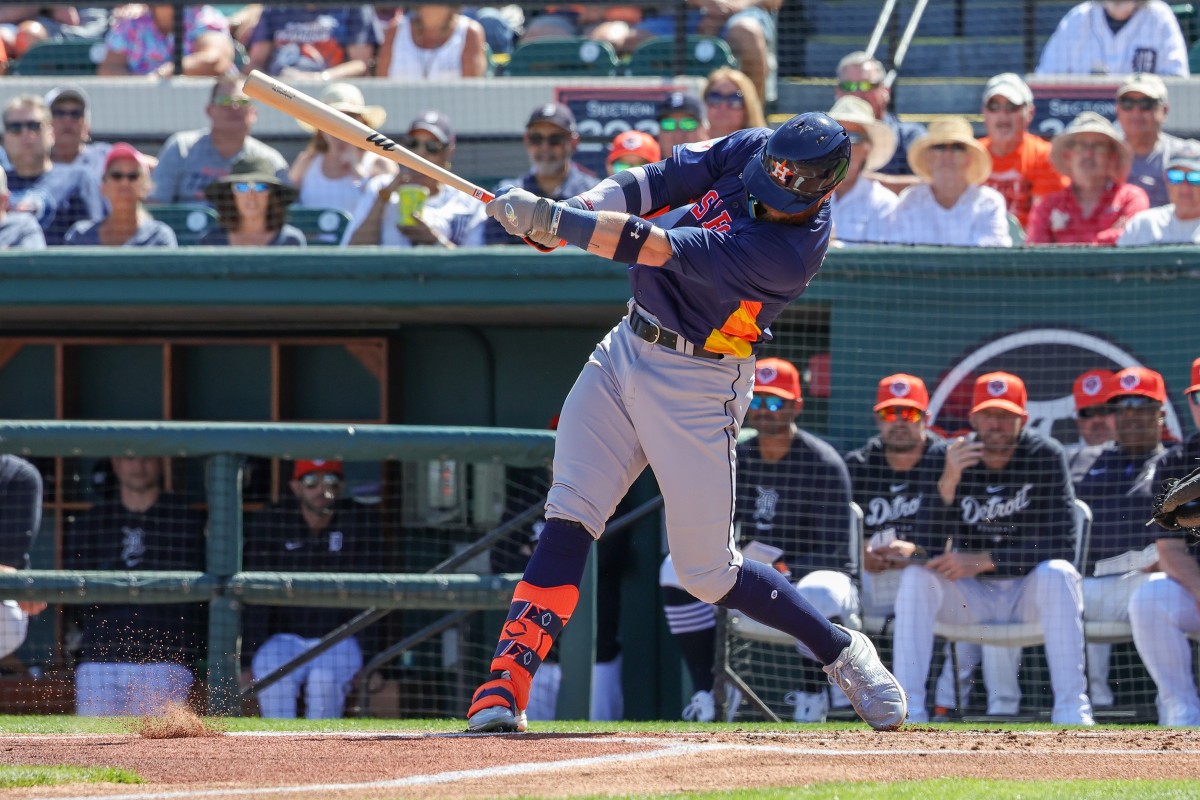 Angels News Former Los Angeles Utility Player Joins Astros in Mexico