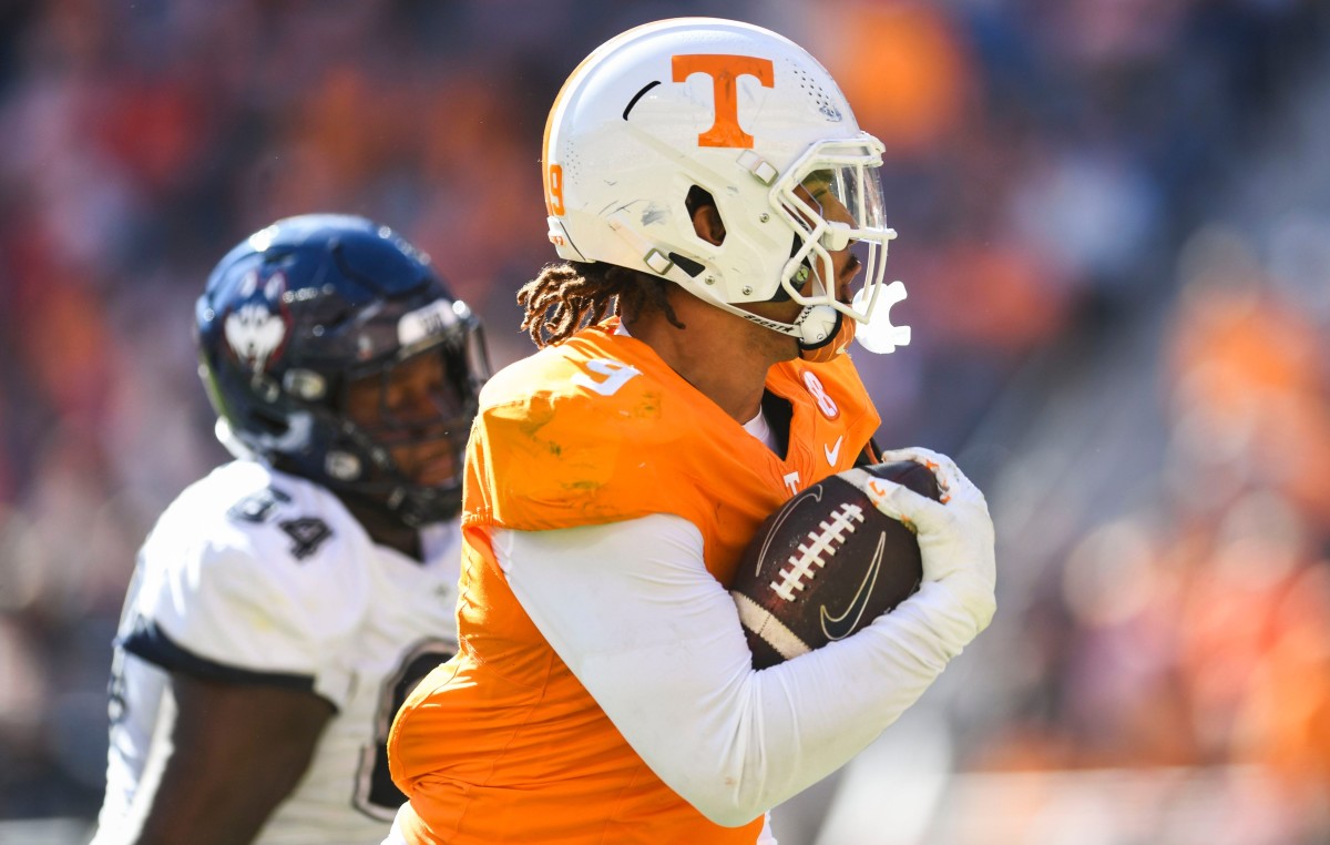 Former Tennessee EDGE Tyler Baron Expected To Visit Major ACC Program -  Athlon Sports