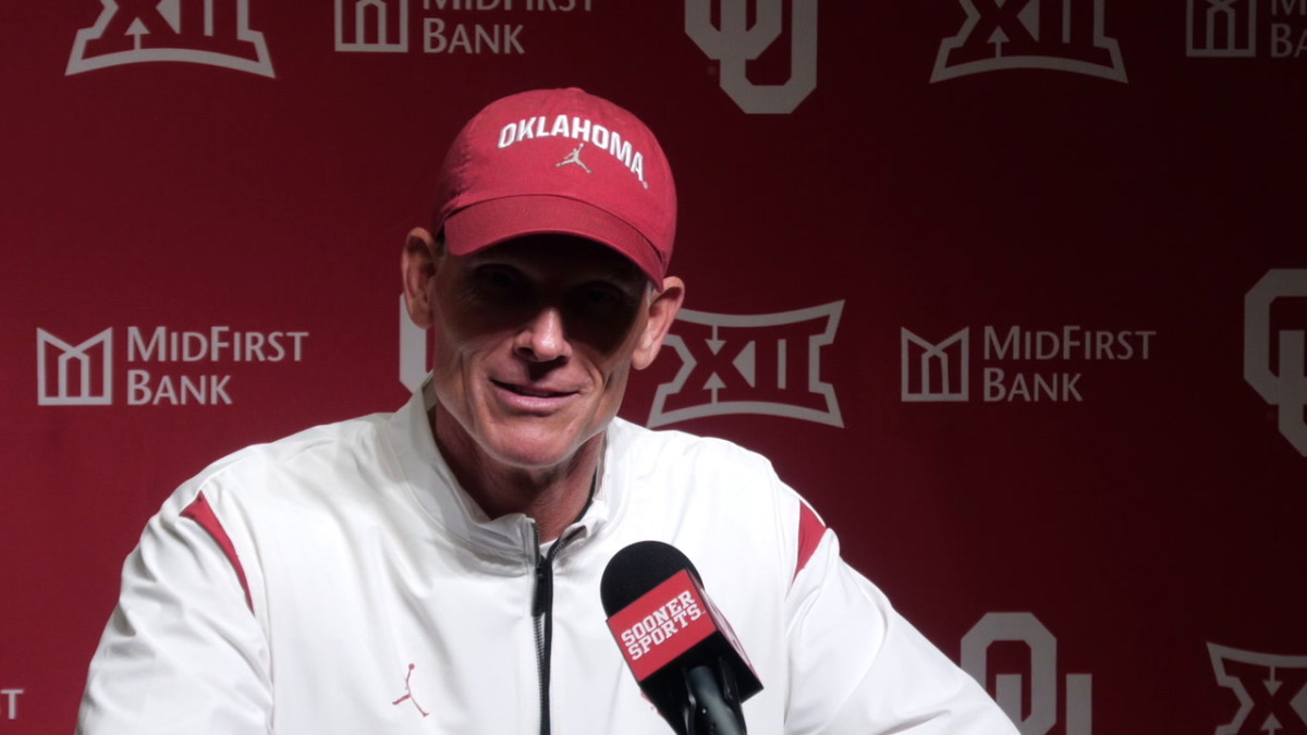 WATCH Oklahoma Coach Brent Venables Talks OU Spring Game All Sooners