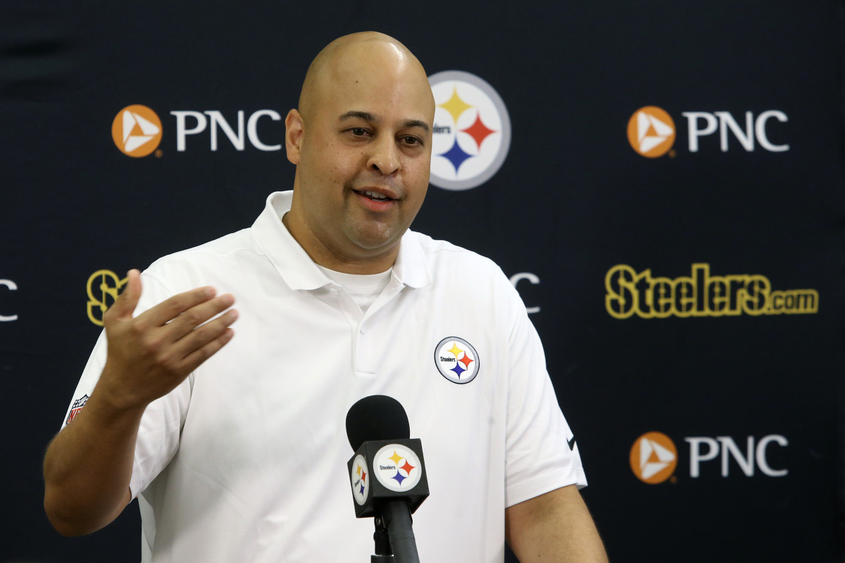 Nothing Going On': Pittsburgh Steelers GM Omar Khan Denies Trade Talk  Rumors - Athlon Sports