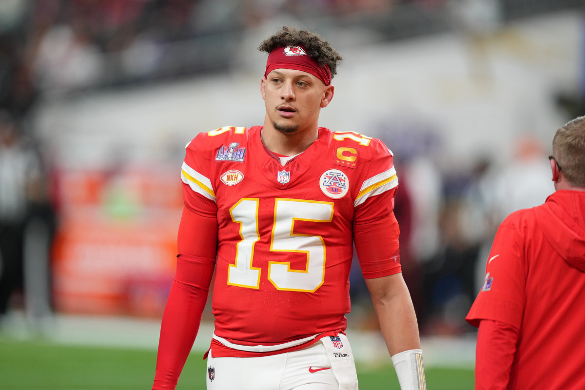 Patrick Mahomes' Contract Is the Best Bargain in the NFL - Athlon Sports