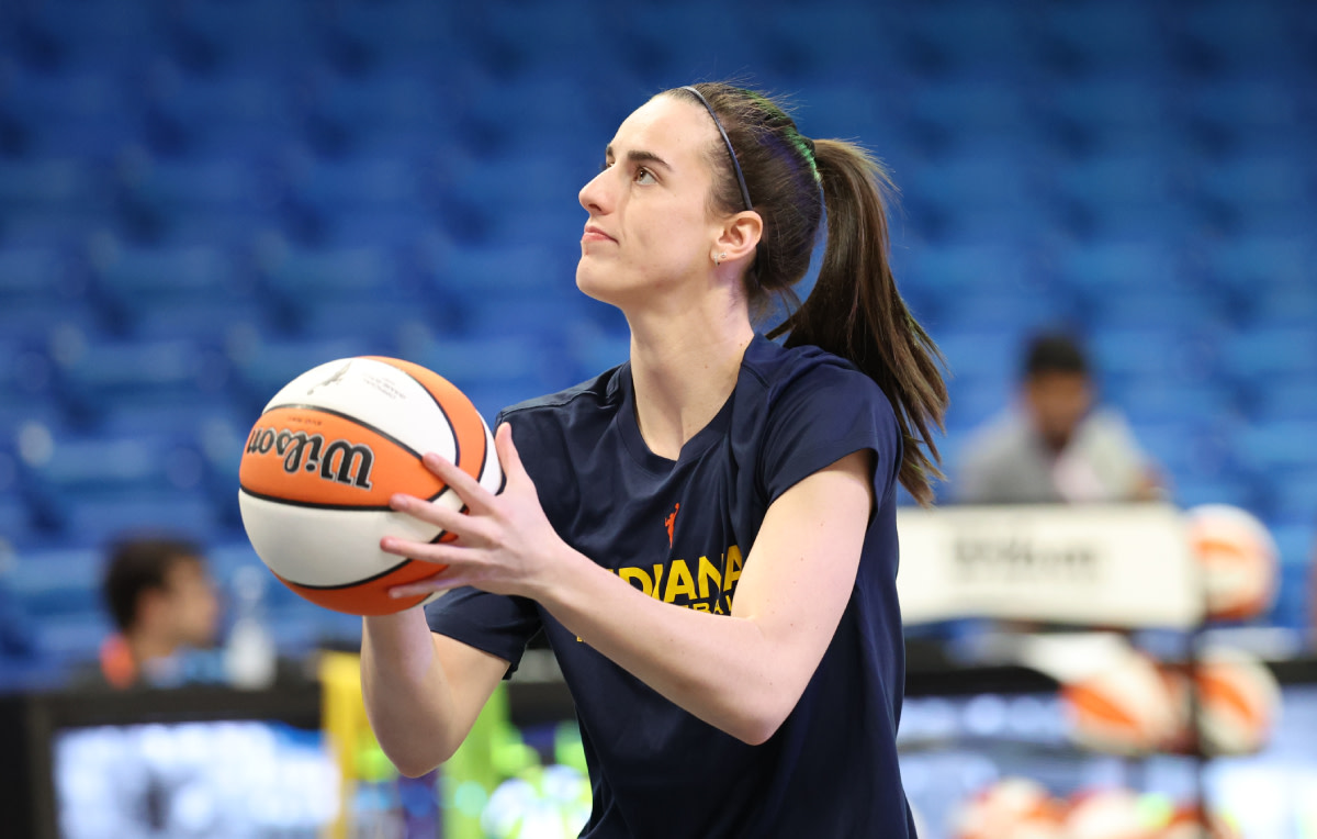 Caitlin Clark Fans Upset with WNBA Over Controversial Travel Decision - Athlon Sports