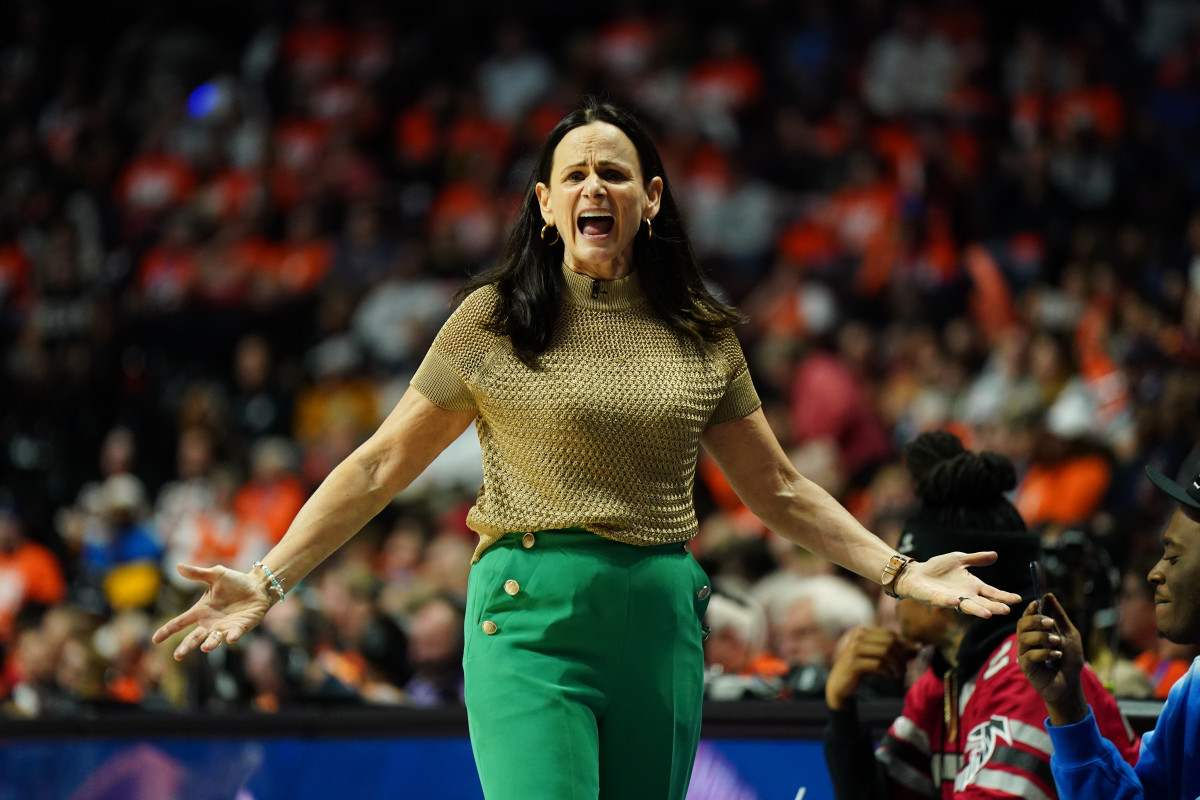 NY Liberty Coach’s One-Word Reply To Angel Reese, Chicago Sky Blowout ...