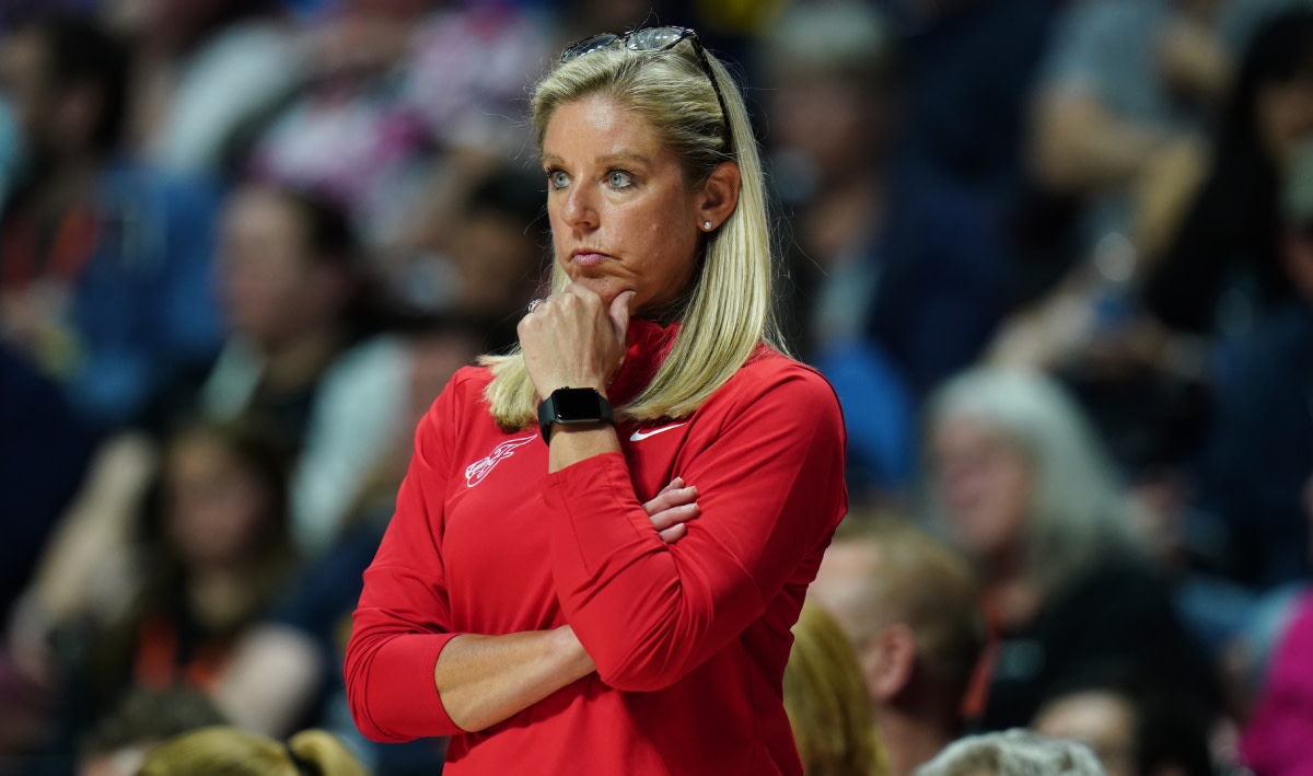 Indiana Fever Coach Questions Caitlin Clark's Toughness - Athlon Sports