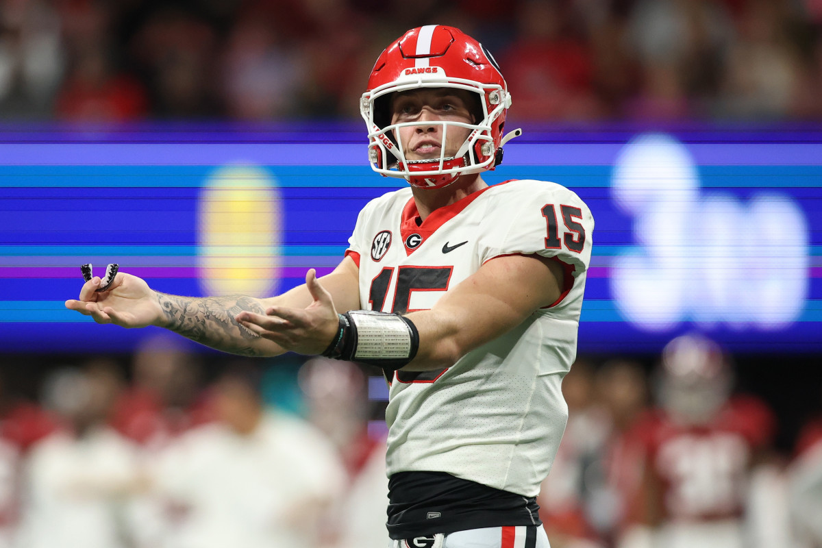 Carson Beck's Strong Message to Georgia Teammates Before College Football  Season - Athlon Sports