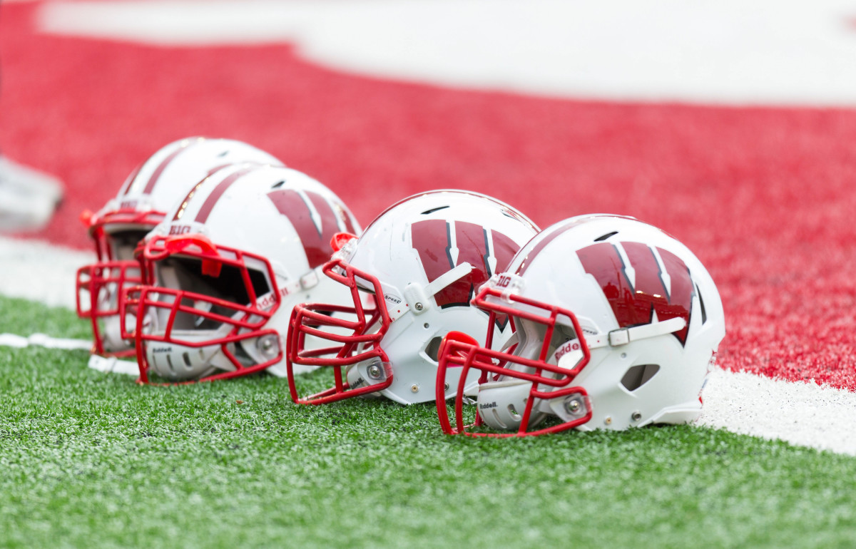 Wisconsin Football Predicted to Land Top WR Target in 2025 Class