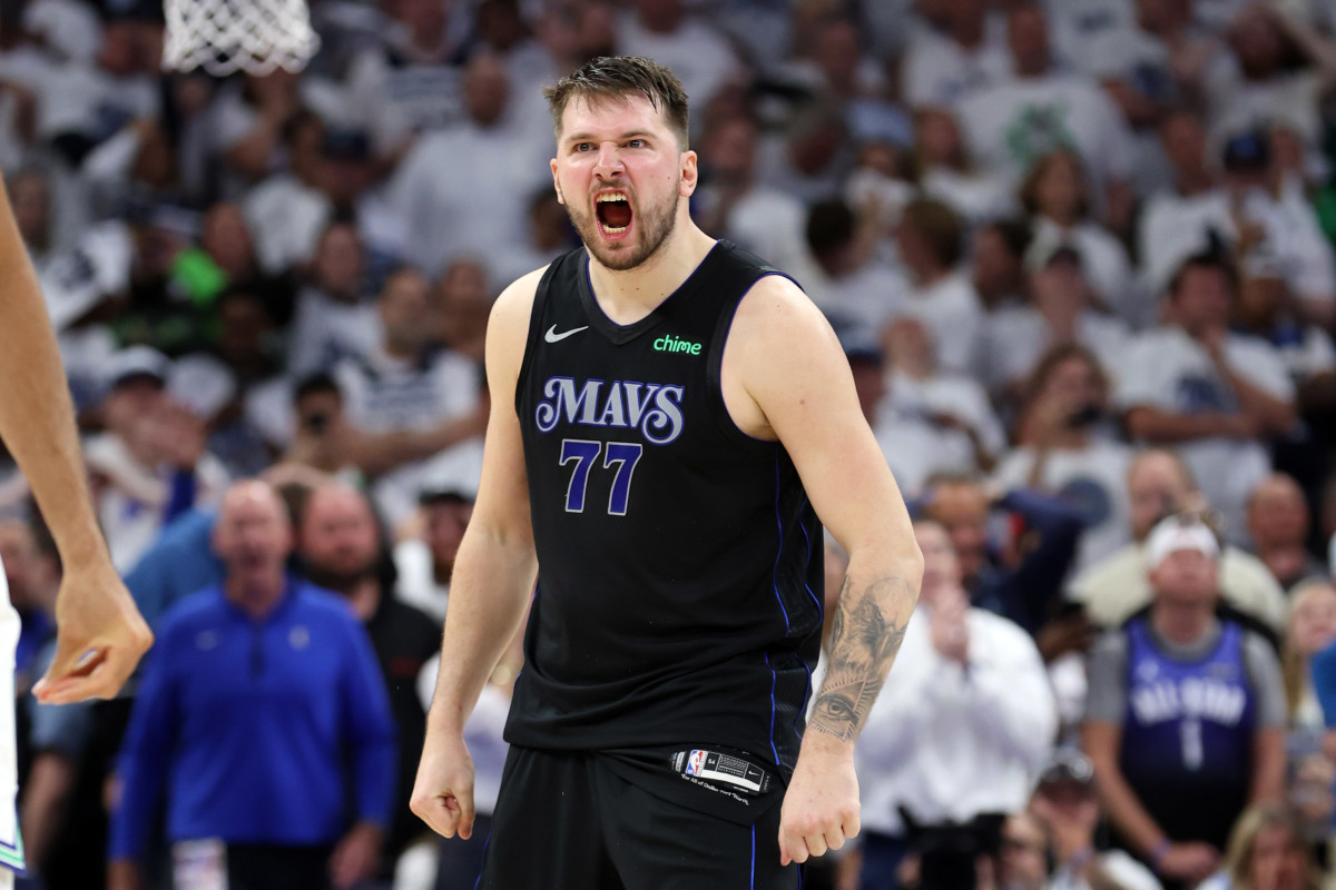 NBA Fans Argue Refs Missed Clear Travel by Luka Doncic Before Game