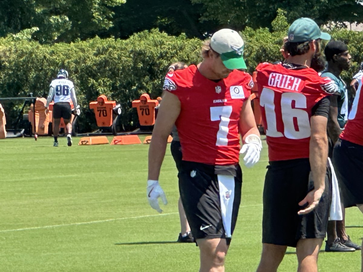 'change Is A Great Thing' Says Philadelphia Eagles Qb Kenny Pickett 