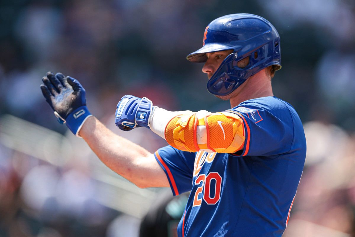 Pete Alonso Goes Viral After Pitch Clock Violation Meltdown - Athlon Sports