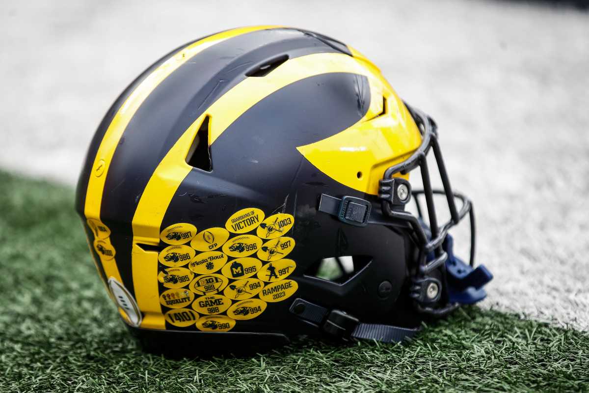 Michigan Football News: Top 100 QB Brady Hart Commits To Wolverines ...