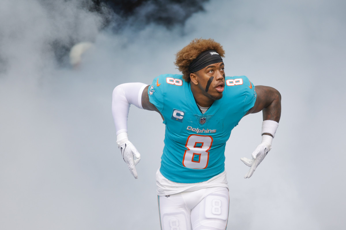 Dolphins Head Coach Says Jevon Holland Is "Week-to-Week" Due To A Hand ...