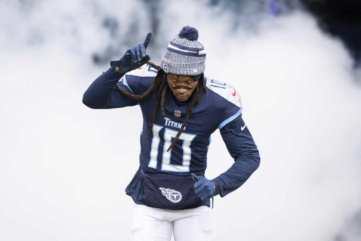 Tennessee Titans wide receiver DeAndre Hopkins.