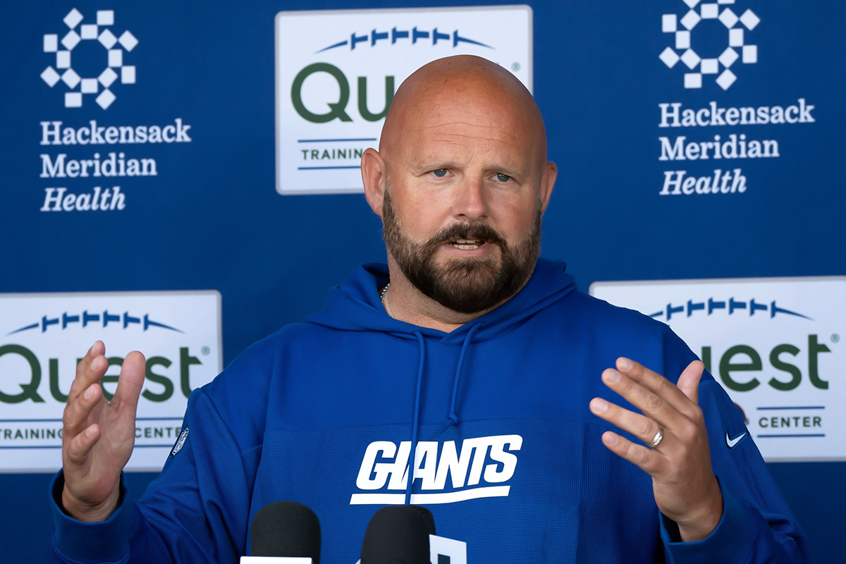 Brian Daboll Shows Off Weight-Loss Transformation at Giants 100 Event ...