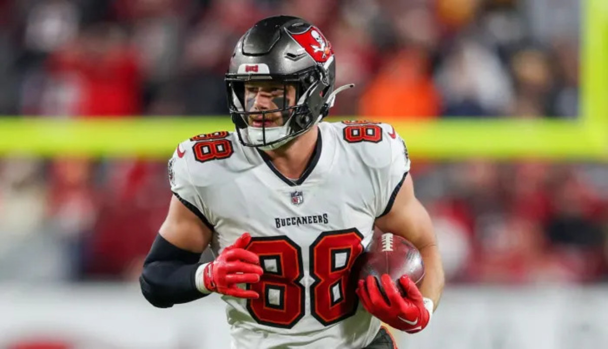 Can Tampa Bay Buccaneers' Cade Otton Solidify Take the Next Step at the ...