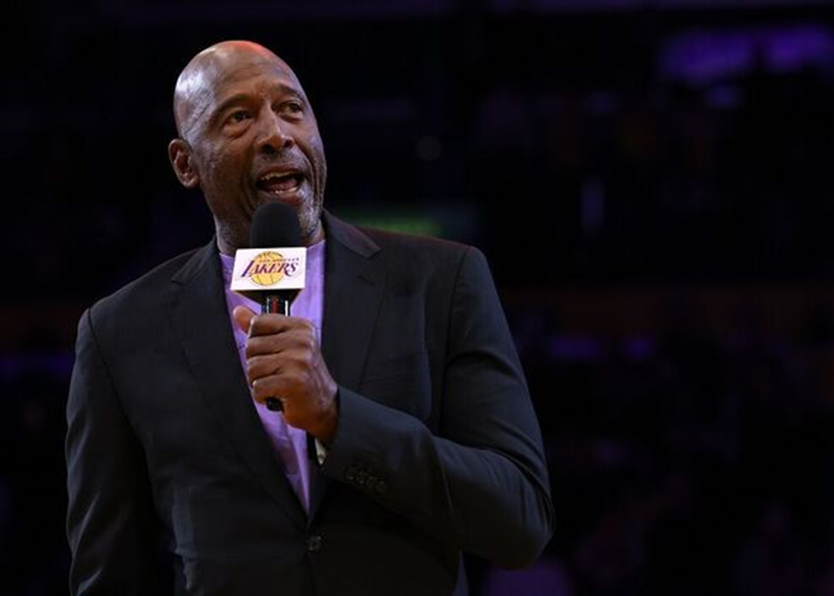 Hall-of-Famer James Worthy Takes Shot At Lakers' Rumored NBA Draft ...