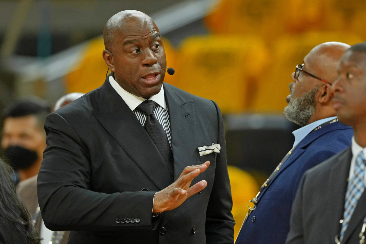 Magic Johnson Turns Heads With Reaction to Lakers' Move - Athlon Sports