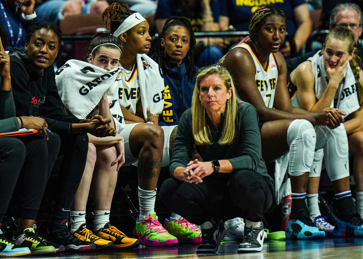 Indiana Fever guard Caitlin Clark (22) WNBA 