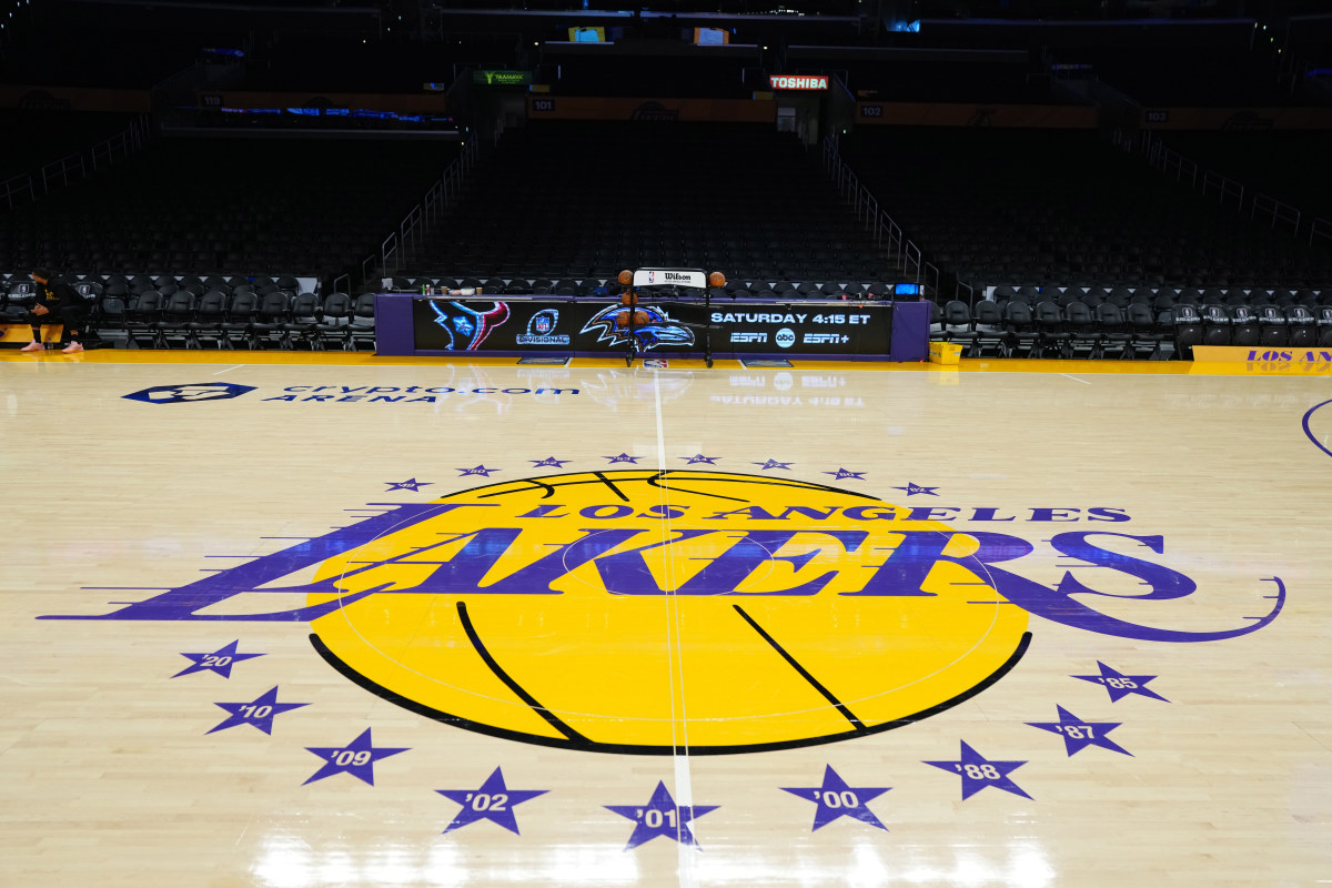 Lakers Steal Young Free Agent Forward from California Rival - Athlon Sports