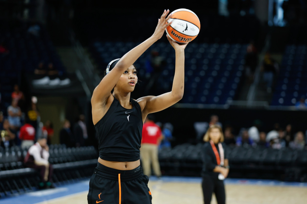 Chicago Sky forward Angel Reese (5) warms up before a basketball game against the Indiana Fever at Wintrust Arena.