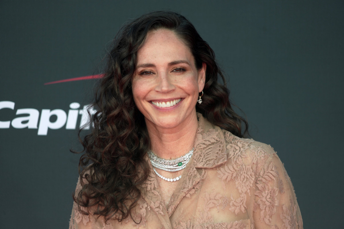 Former WNBA player Sue Bird arrives on the red carpet before the 2023 ESPYS at the Dolby Theatre.