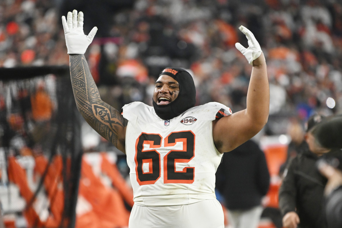 Cut Candidate: Cleveland Browns Ex-Third-Round Pick Siaki Ika Already ...