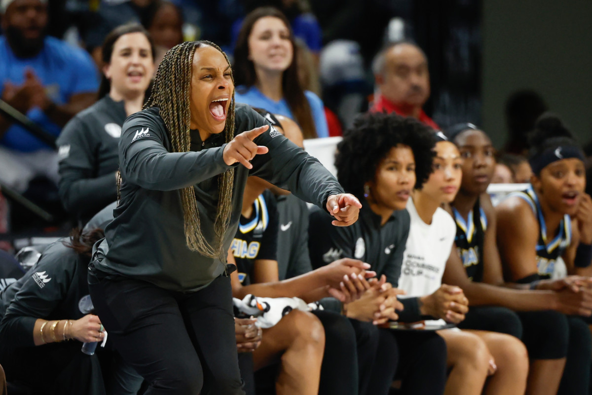 Chicago Sky Coach's Cryptic Response On Potential Trades Amid WNBA Struggles - Athlon Sports