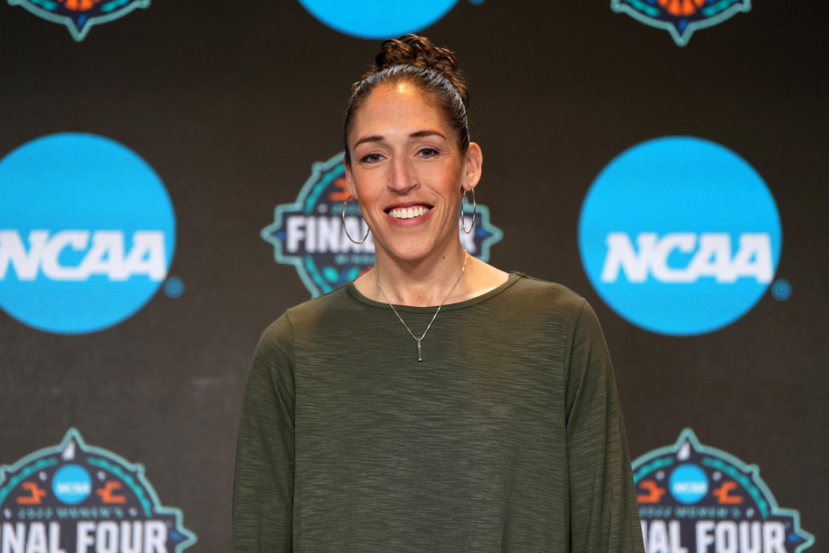 ESPN analyst Rebecca Lobo poses during NCAA Women's Final Four press conference at Target Center.