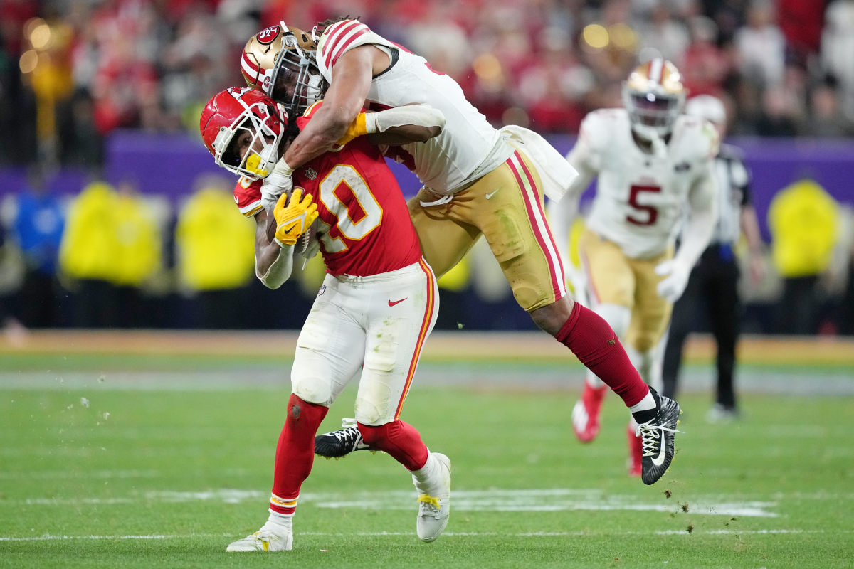 49ers News: NFL Coordinator hails Fred Warner as ‘ultimate defensive ...