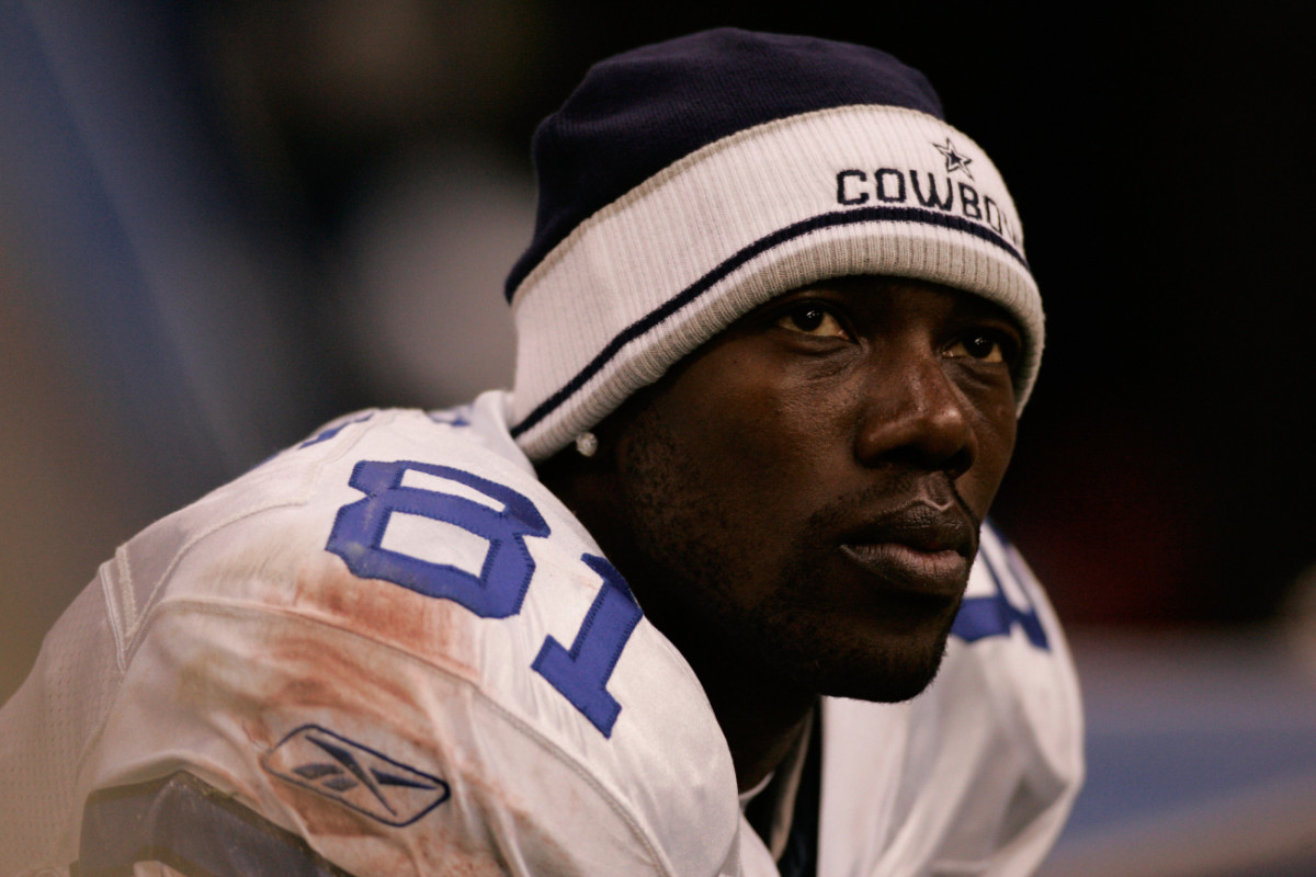 Terrell Owens Sends Two-Word Message To Deion Sanders After Colorado ...